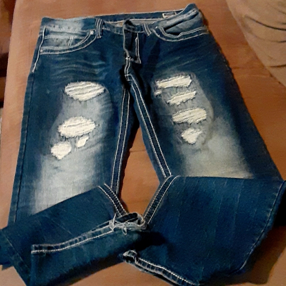 Jean's with fade and Rip style